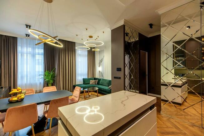 Luksusowy apartament w centrum Piastowa