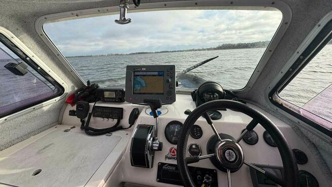 Wynajem łodzi motorowej techniczno-patrolowej PARKER RIB 750