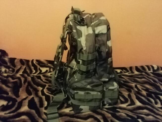 Plecak wojskowy moro durzy.