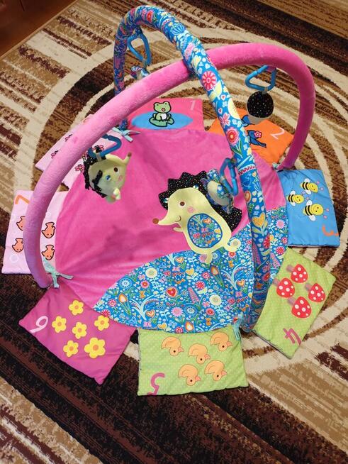 mata edukacyjna dla niemowlęcia w bardzo dobrym stanie