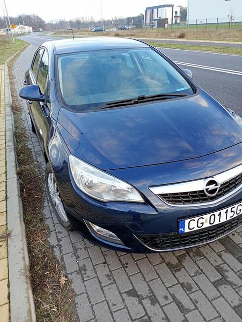 Sprzedam opel astra j