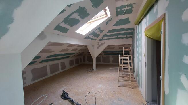 Remonty/wykończenia wnętrz/ elewacje