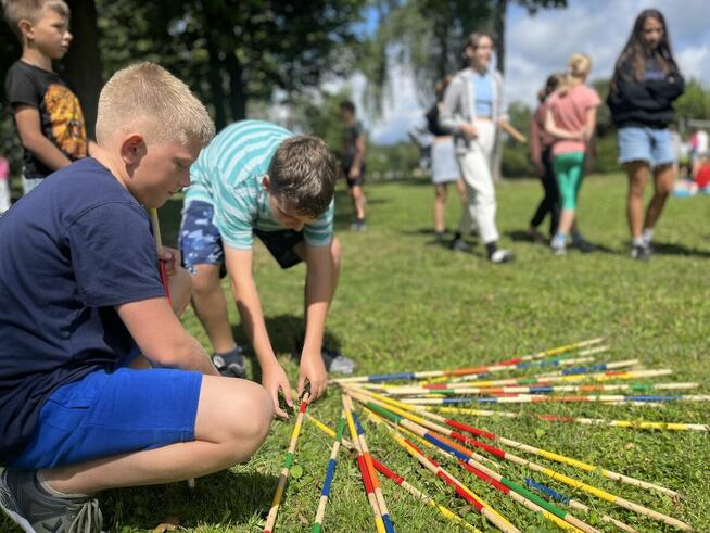 OBÓZ “LATO NA LUZIE – CHILL, SŁOŃCE, PLAŻA” 2025 DARŁOWO