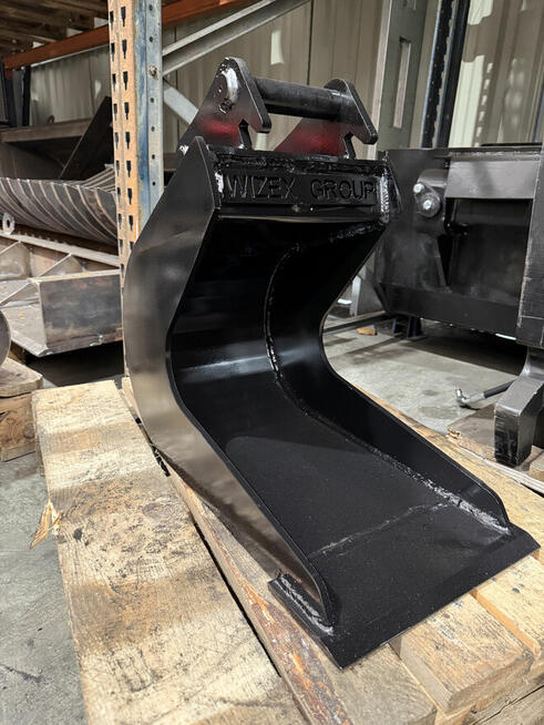 Łyżka podsiębierna do gliny 30cm 2,6-3,5t