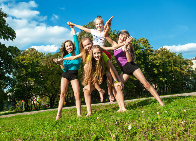 OBÓZ MUZYCZNY CHILLOUT W CZAPLINKU od 1 sierpnia - LATO 2025