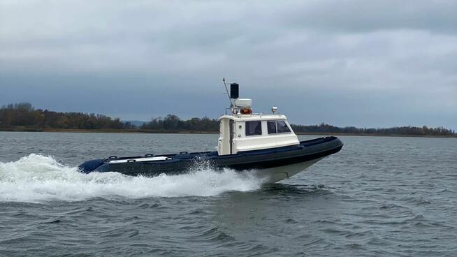 Wynajem łodzi motorowej techniczno-patrolowej PARKER RIB 750
