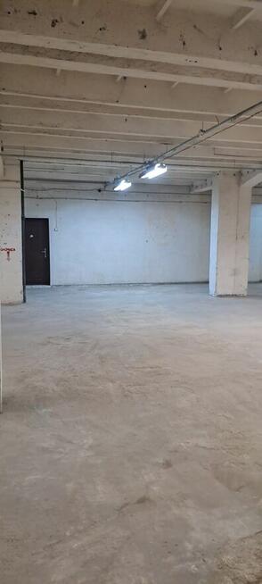 Syndyk wynajmie magazyn o powierzchni 449 m2