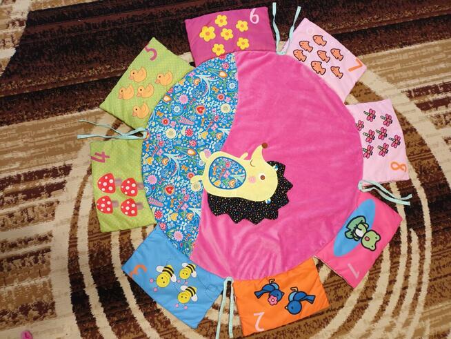 mata edukacyjna dla niemowlęcia w bardzo dobrym stanie