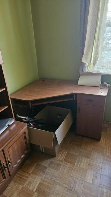 Sprzedam meble niezniszczone.