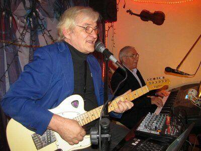 SZUKAM PRACY JAKO MUZYK, WOKALISTA, DJ, ANIMATOR KARAOKE