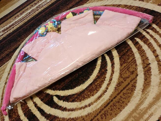 mata edukacyjna dla niemowlęcia w bardzo dobrym stanie