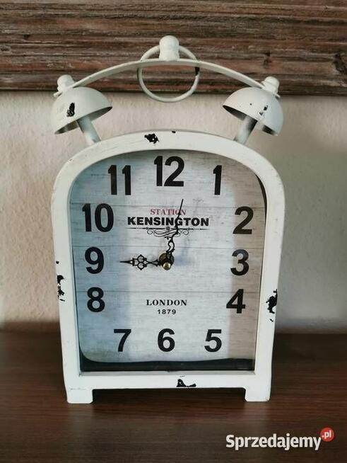 Zegar Kensington Station London biały postarzany Retro Vintage