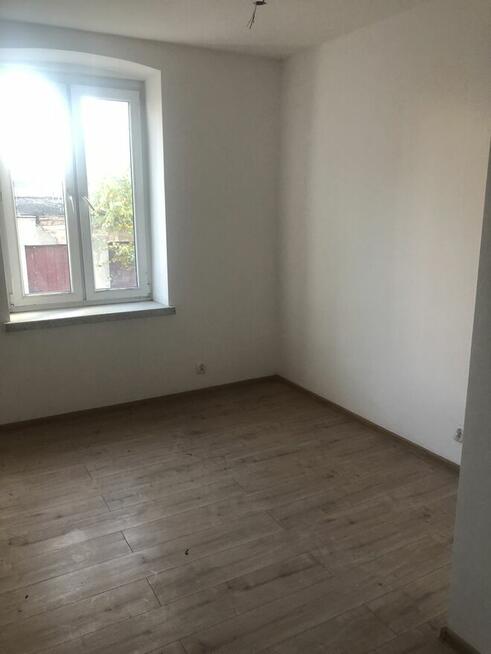 Do wynajęcia Kawalerka 20m2, pokój z aneksem kuch i łazienka