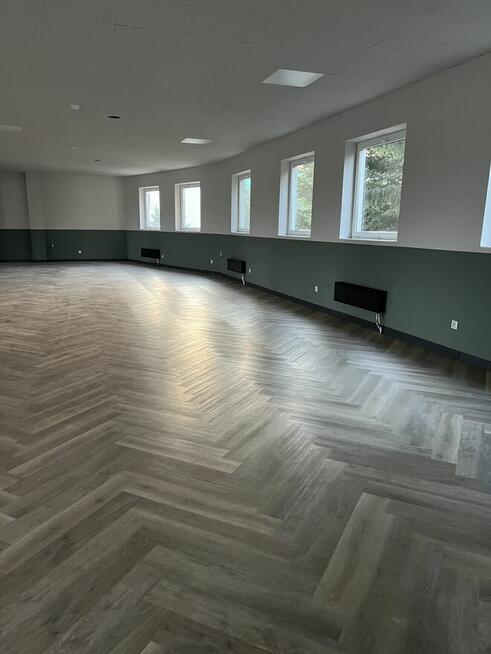 Do wynajęcia lokal handlowo-usługowy 420 m2 w Siedlcach