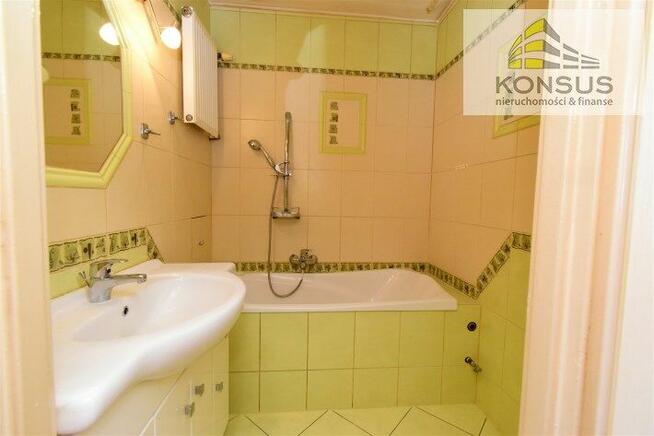 Sprzedam trzypokojowe mieszkanie osiedle Świętokrzyskie