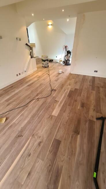 Cyklinowanie parkietów – Profesjonalnie, szybko