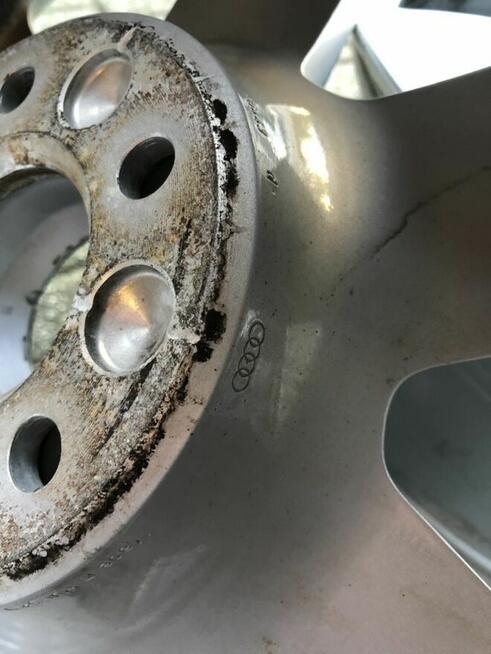 Felgi aluminiowe oryginal Audi 8x17 5x112 et39
