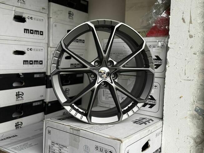 Felgi aluminiowe 8x19 5x114,3 et45 szary mat