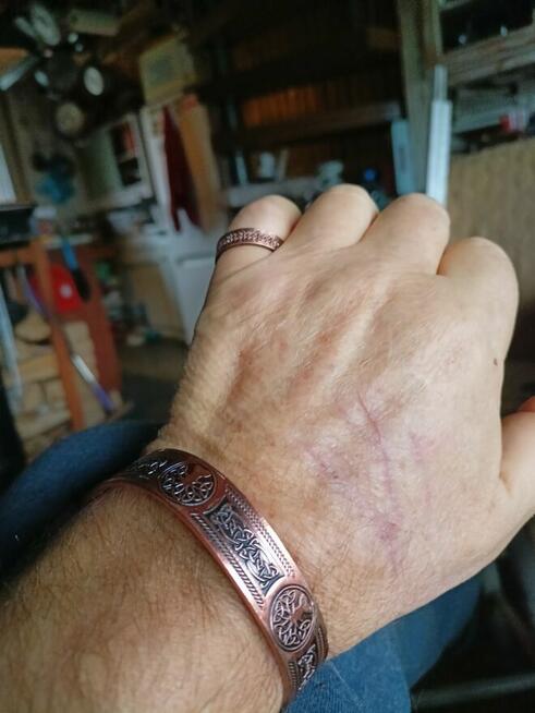 Bransoletki lecznicze Miedziane z magnesami.