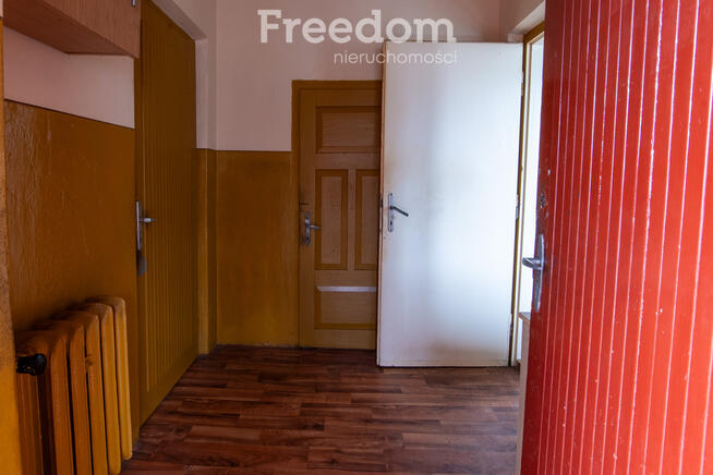 Nieruchomość z domem, gospodarstwem, lasem i polem