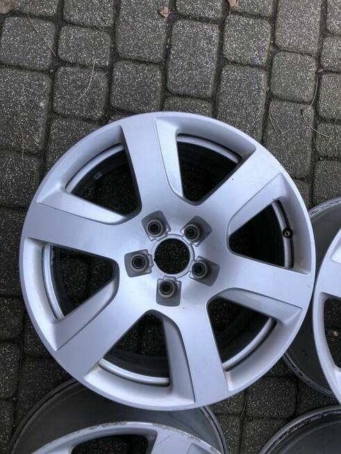 Felgi aluminiowe oryginal Audi 8x17 5x112 et39