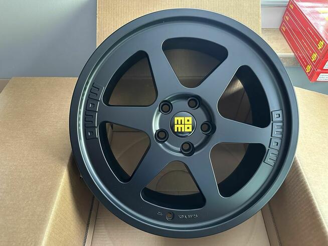 Alufelgi MOMO HERITAGE 6 8x18 5x112 ET45