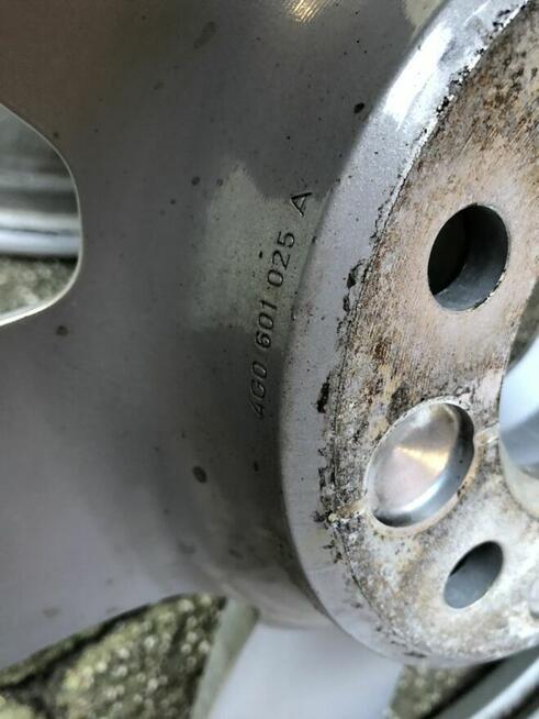 Felgi aluminiowe oryginal Audi 8x17 5x112 et39