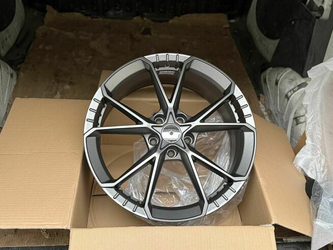 Felgi aluminiowe 8x19 5x114,3 et45 szary mat