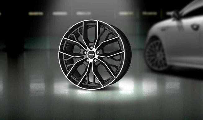 Felgi Aluminiowe MOMO MASSIMO 18 CALI 5X108