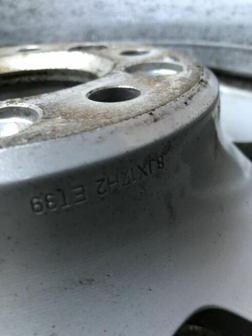 Felgi aluminiowe oryginal Audi 8x17 5x112 et39