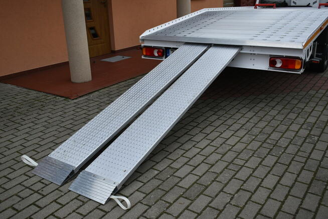 AUTOLAWETA STAN IDEALNY NOWY NAJAZD!!!2,3 DIESEL 215 KM!!!