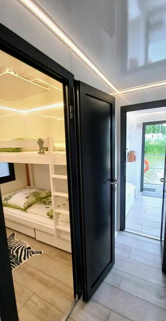 Okazja !Houseboat - dom na wodzie z silnikiem