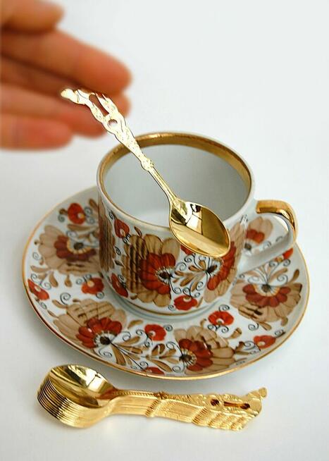 Platerowane złotem, złote łyżeczki do kawy 12 szt. wielbłąd