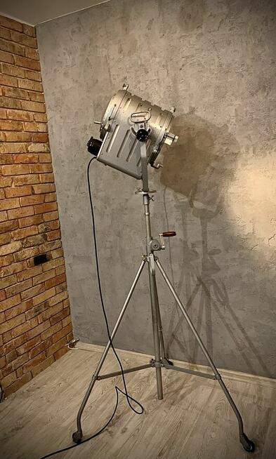 Lampa loft filmowa PRL 1963 r