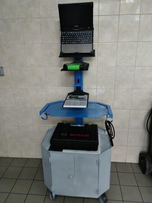 Wózek warsztatowy pod kts 590 i kts 560 tester Bosch