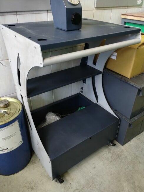 Wózek warsztatowy pod kts 590 i kts 560 tester Bosch