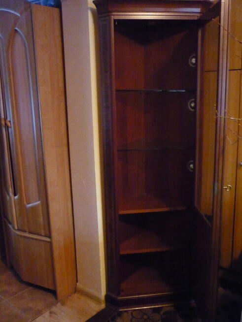 Witryna narożna, kolor machoń