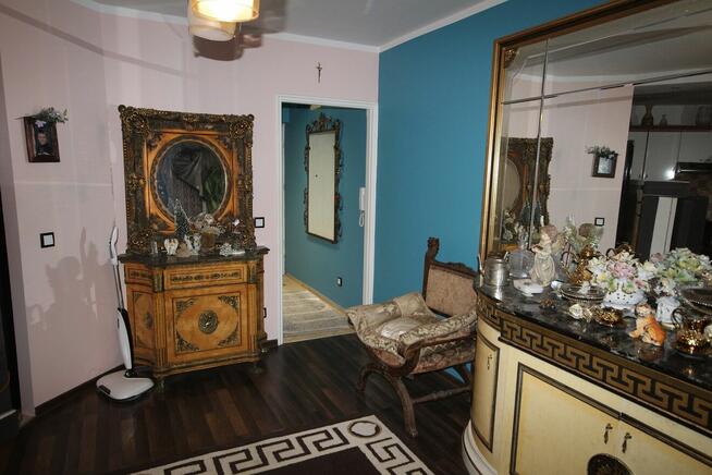 2pok 46met, ok. Strachowickiej BALKON/PIWNICA/2005 (Wrocław)