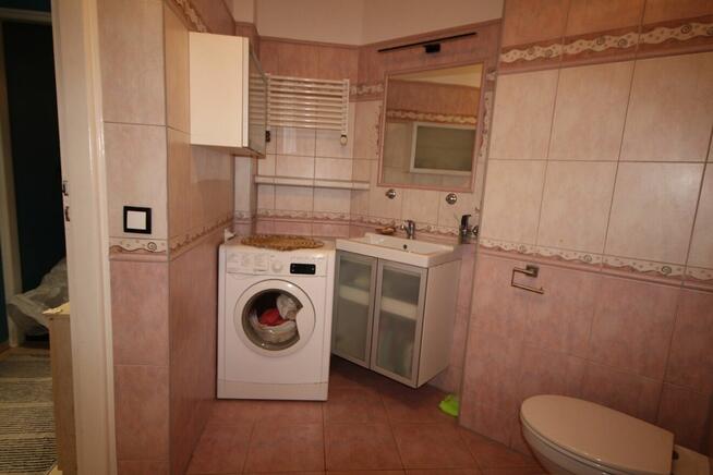 2pok 46met, ok. Strachowickiej BALKON/PIWNICA/2005 (Wrocław)