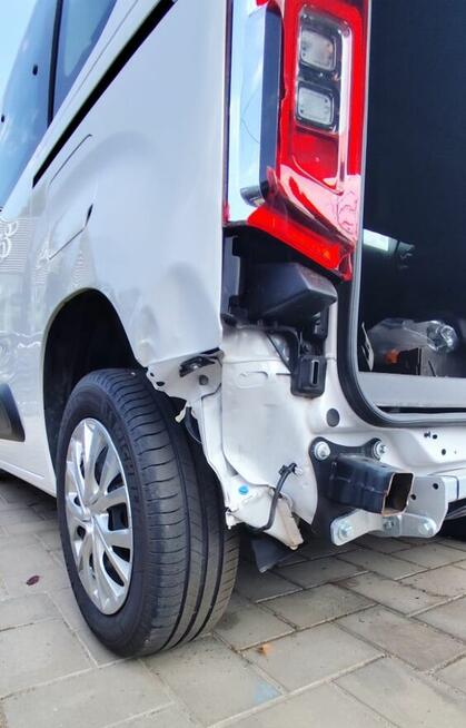 Citroën Berlingo 5000km 1.5 BlueHDi Navi LED Parkasist VAT