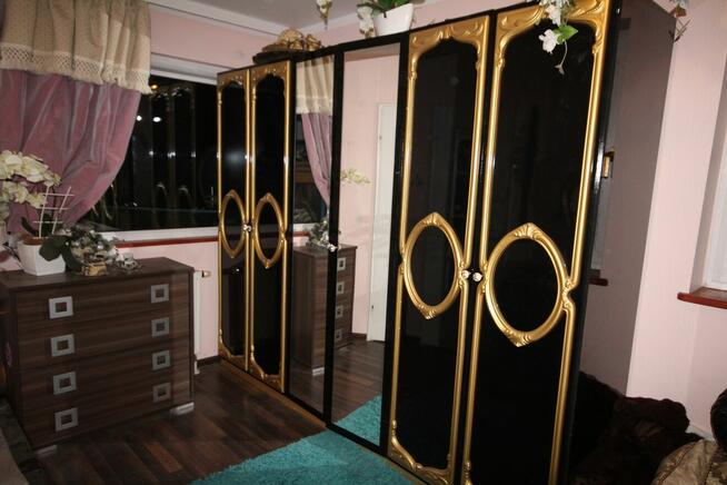 2pok 46met, ok. Strachowickiej BALKON/PIWNICA/2005 (Wrocław)