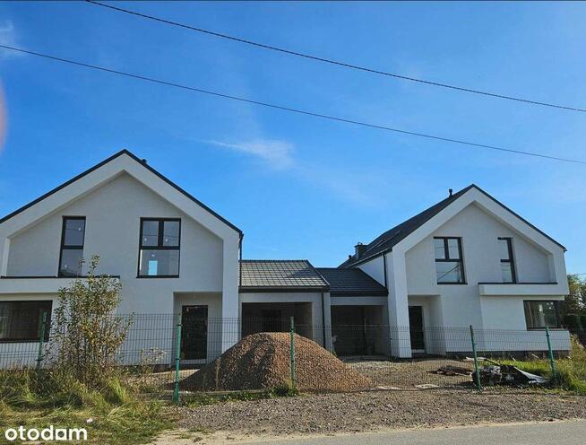 Nowoczesny dom; miniosiedle; 5km od Kielc, 174m2