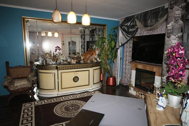 2pok 46met, ok. Strachowickiej BALKON/PIWNICA/2005 (Wrocław)