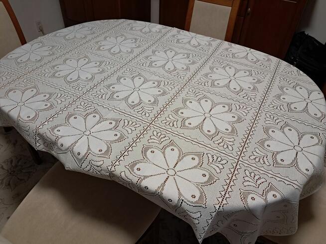 Serweta biała, żakardowa, 150x110, do sprzedania