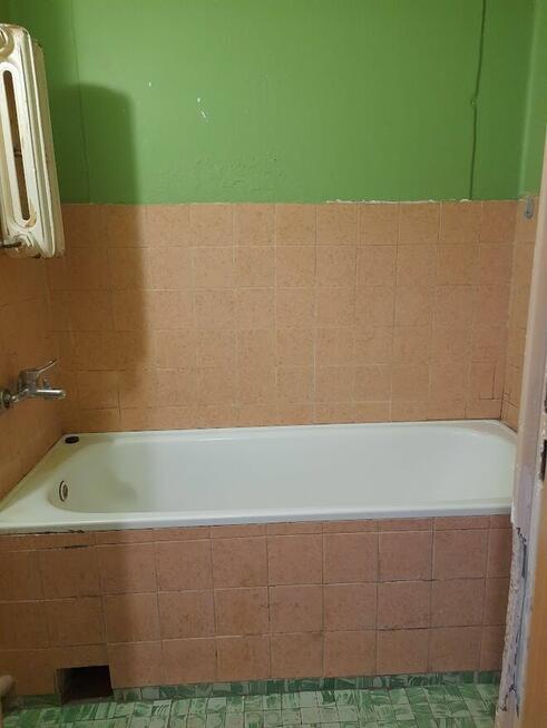 5-pokojowe mieszkanie z balkonem do remontu