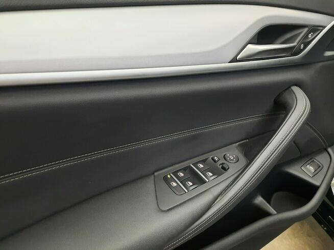 518d Touring Podgrzewane Fotele Kamera Cofania Apple Car/Android Auto