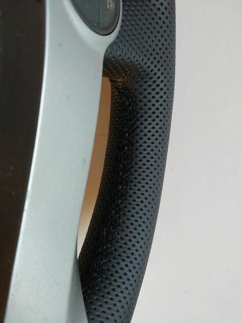 Kierownica Toyota Prius III oraz IV