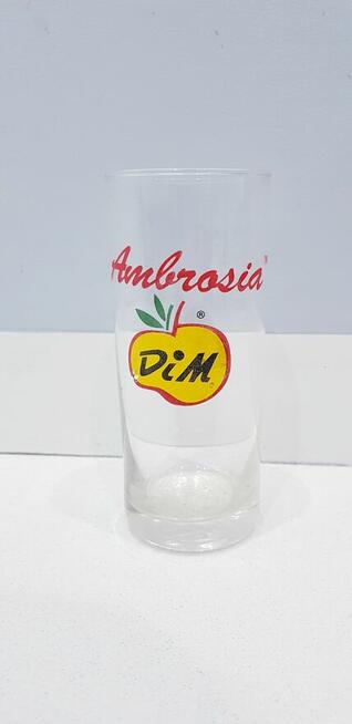 Zestaw starych szklanek z prl-u