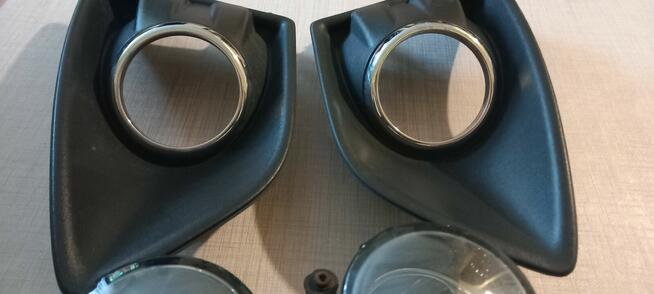 C.Max 2 .Atrapa górna oraz Halogeny