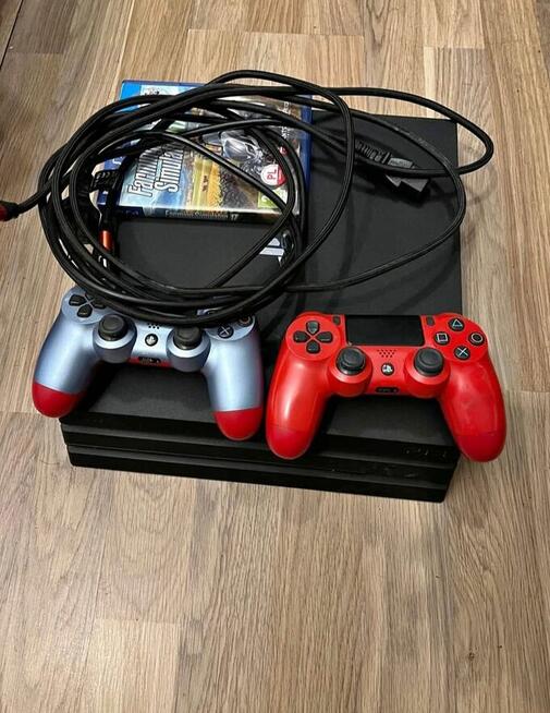 PlayStation 4 PRO (Stan BDB)